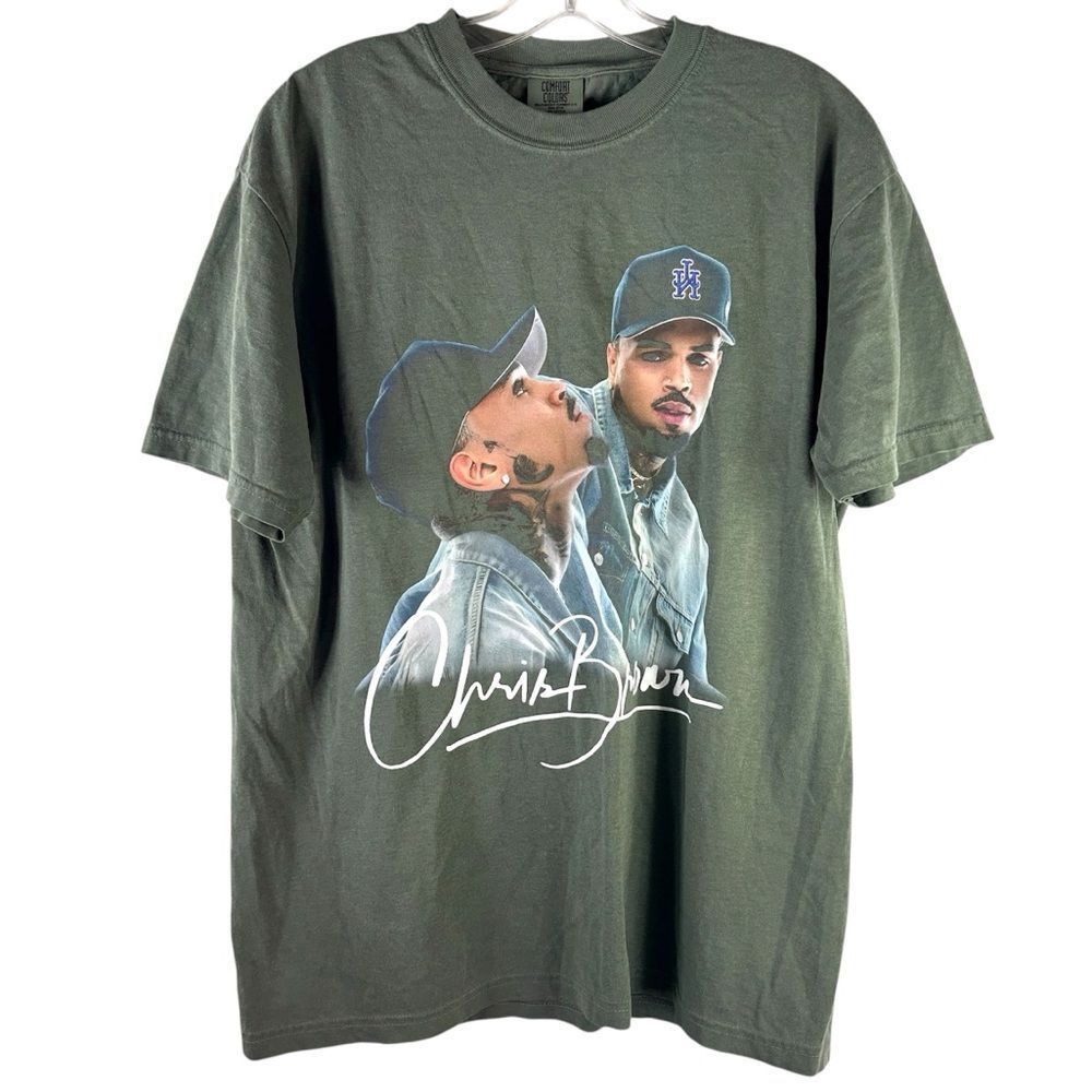 Chris Brown Rap Tee
Streetwear Graphic Shirt Comfort Colors Mens Large green
